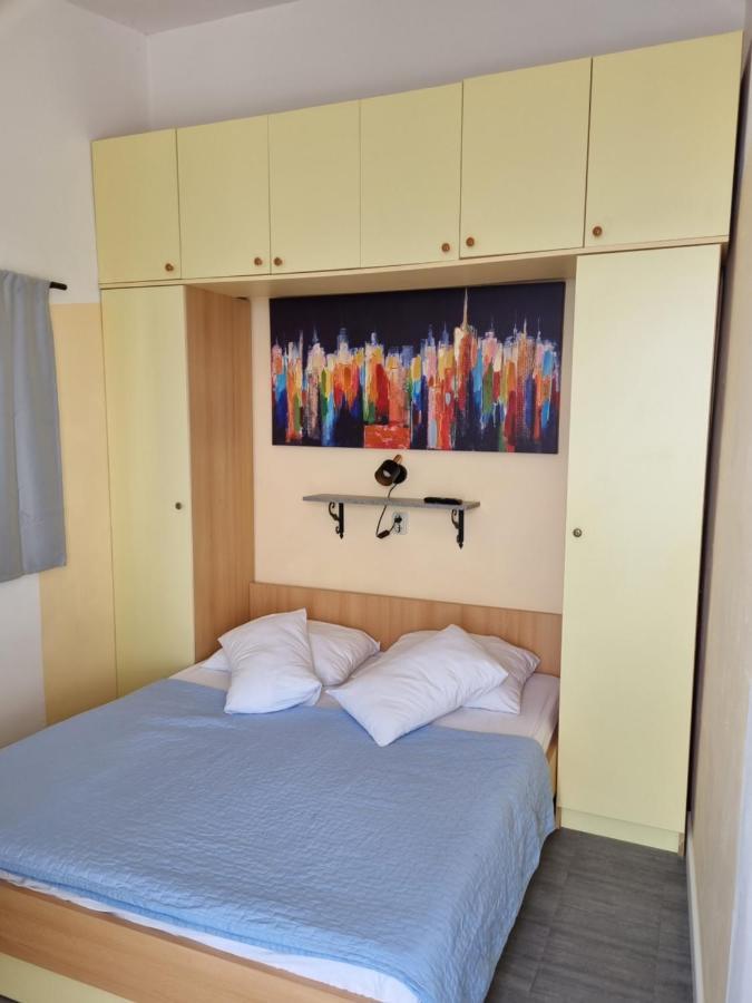 Apartmani Apollo - Drasnice Luaran gambar