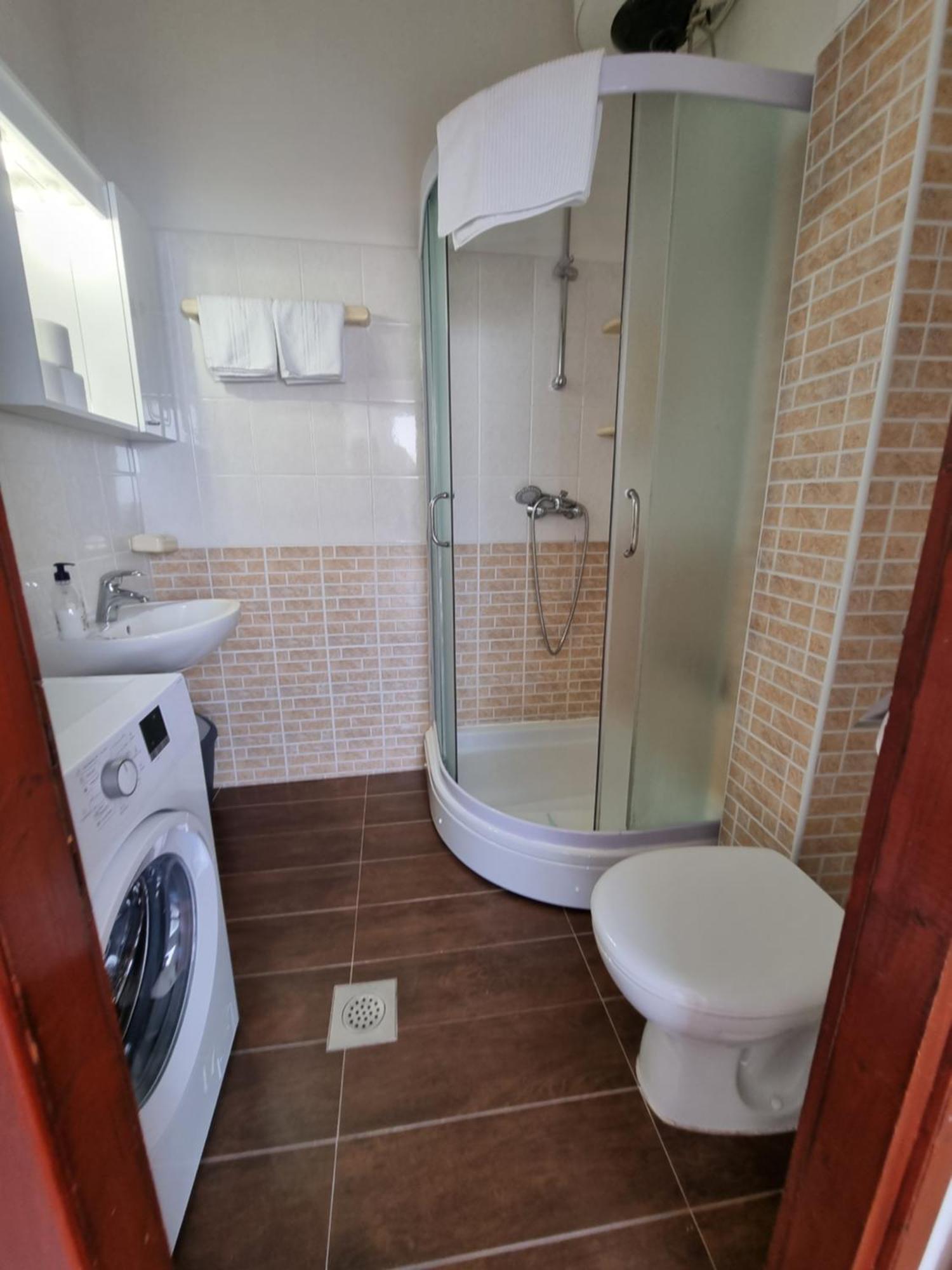Apartmani Apollo - Drasnice Bilik gambar
